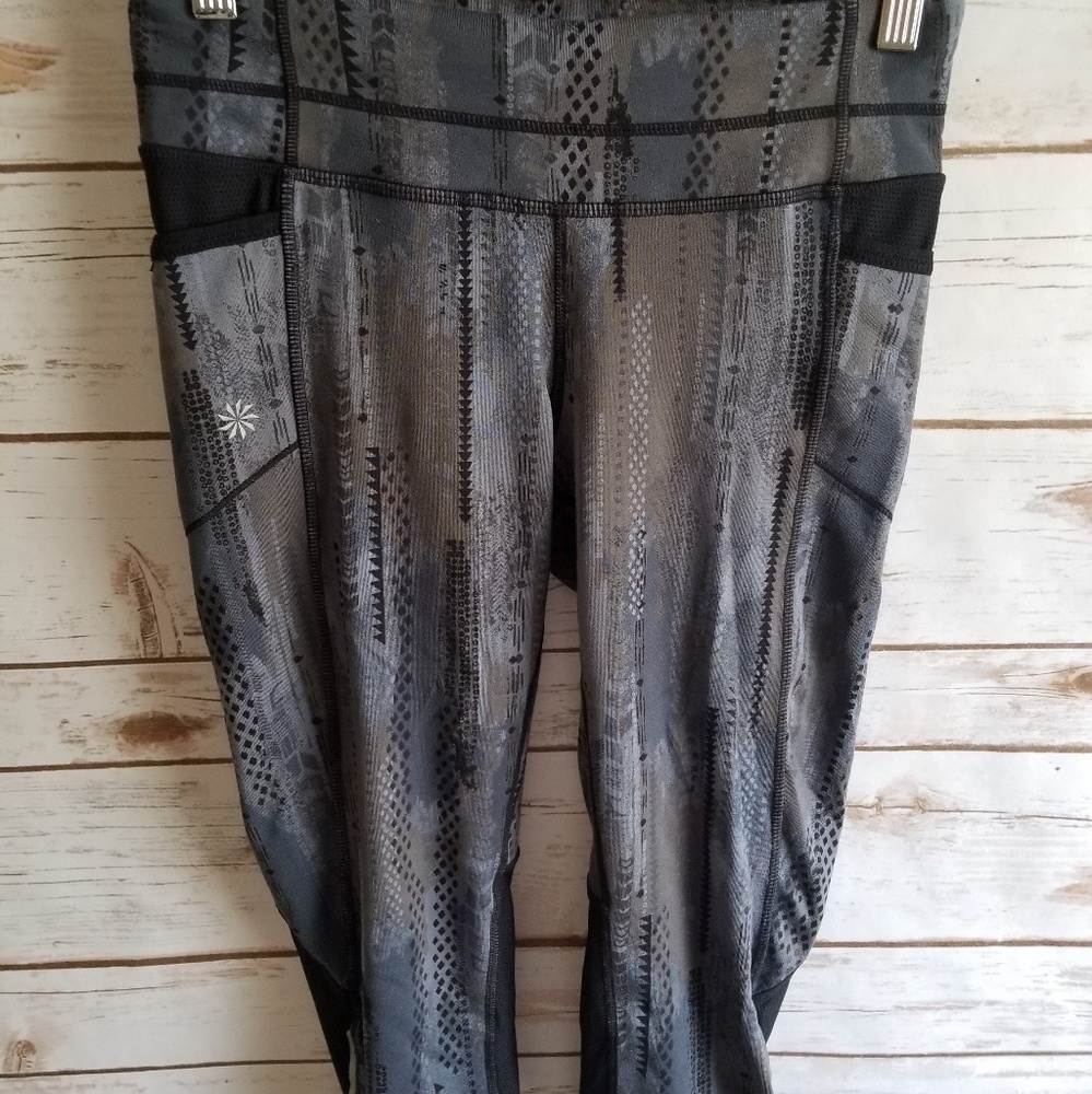 Athleta Crop Tights